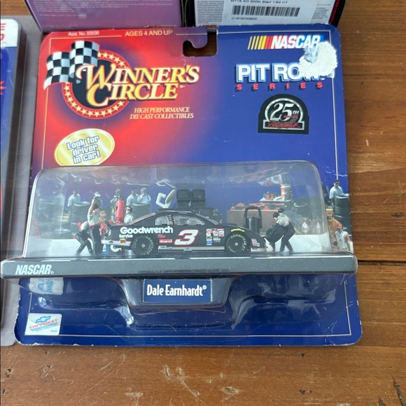 Nascar 1/64 Bundle - Picture 5 of 5